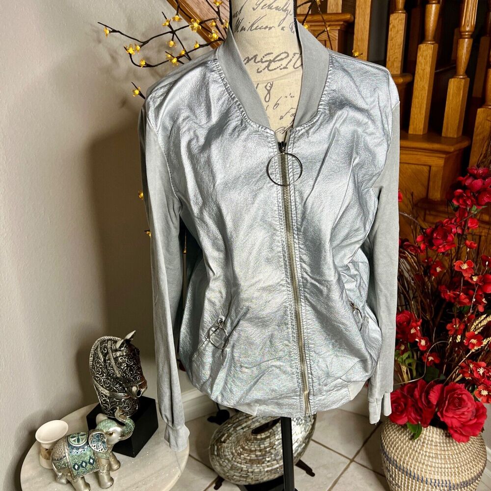 VENTI6 Made In Italy Women’s Gray Silver Bomber Jacket Size L